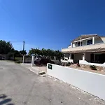 Paradises'S Nest