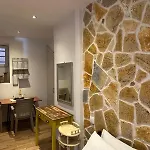 Katerina'S Suites