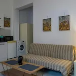 Andrianas Central House