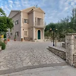 Luxury Villa Breeze With Private Pools