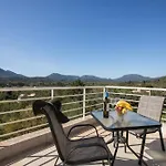 J&J Villa