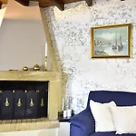 Tzeris House