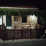 Giannis Sea-View Apartment