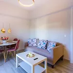 Christiano Apartments