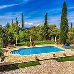 Kamaritis Villa, Private Studio, Mountain View