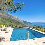 Aphrodite'S Maisonette On Corfu Island