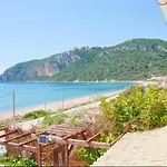 Spiti Paralia By Corfu Stay Solutions