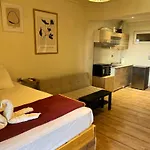 Nafsika'S Apartment 1