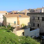 Old Town Maisonette - Outdoor Space