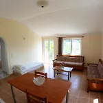 Villa Vania Gardenos