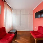 Dora'S Happy Apartment