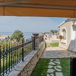 Sea Breeze Hotel & Apartments
