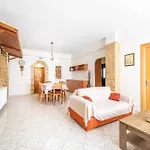 Villa Theo