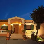 Villa Pelekas