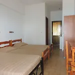 Cactus Apartments