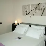 Sugar And Almond - Luxury Apartments