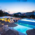 Amour Holiday Resort (Adults Only)