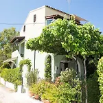 Villa Tina