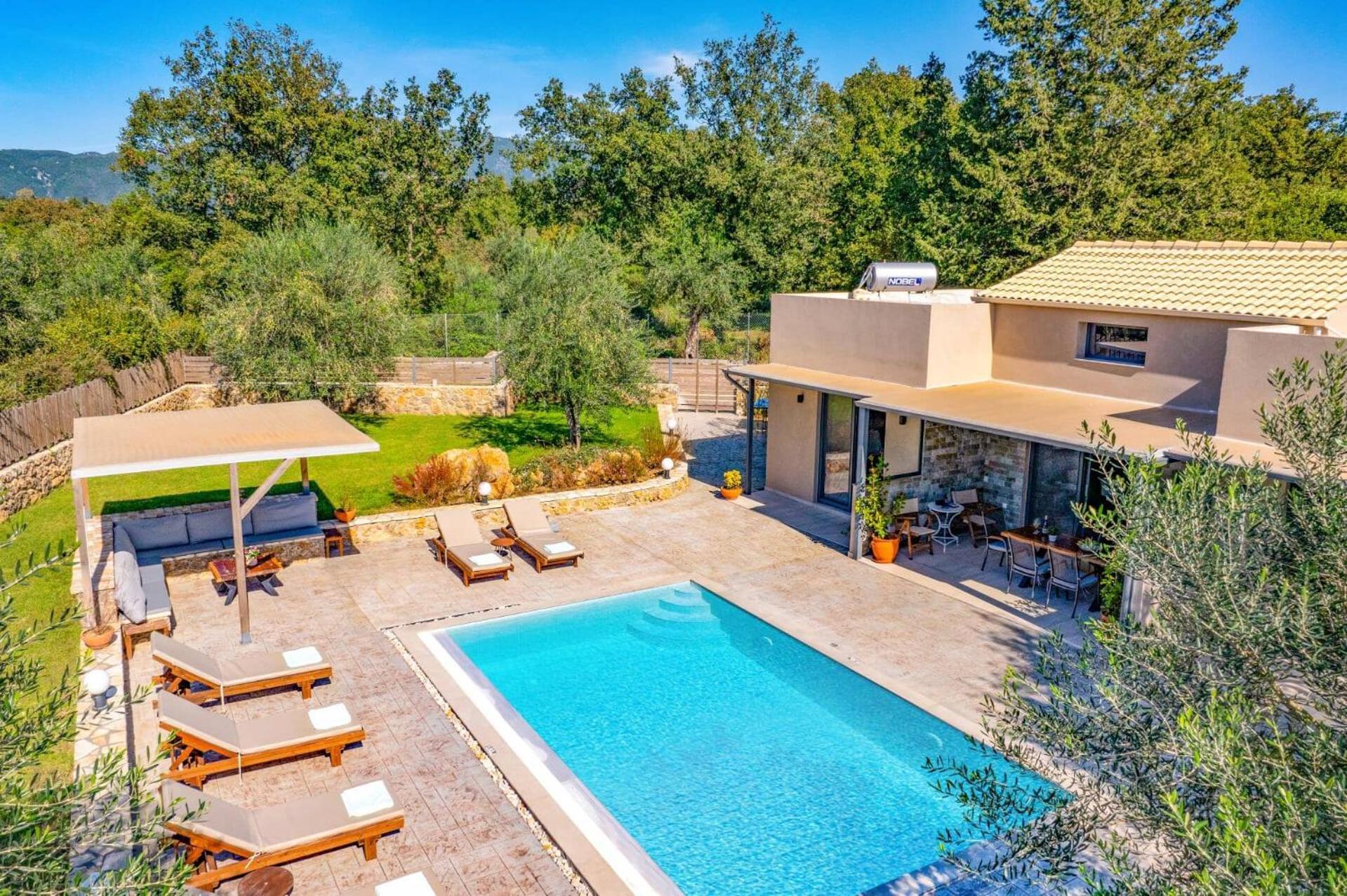 Oras Corfu Thaleia By Villa Dassia (Corfu)