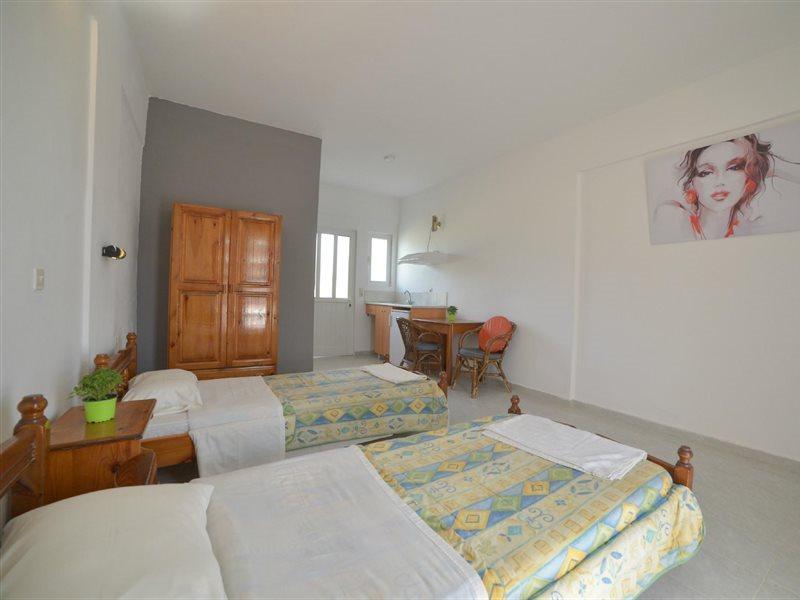 Bertos Hotel 2*