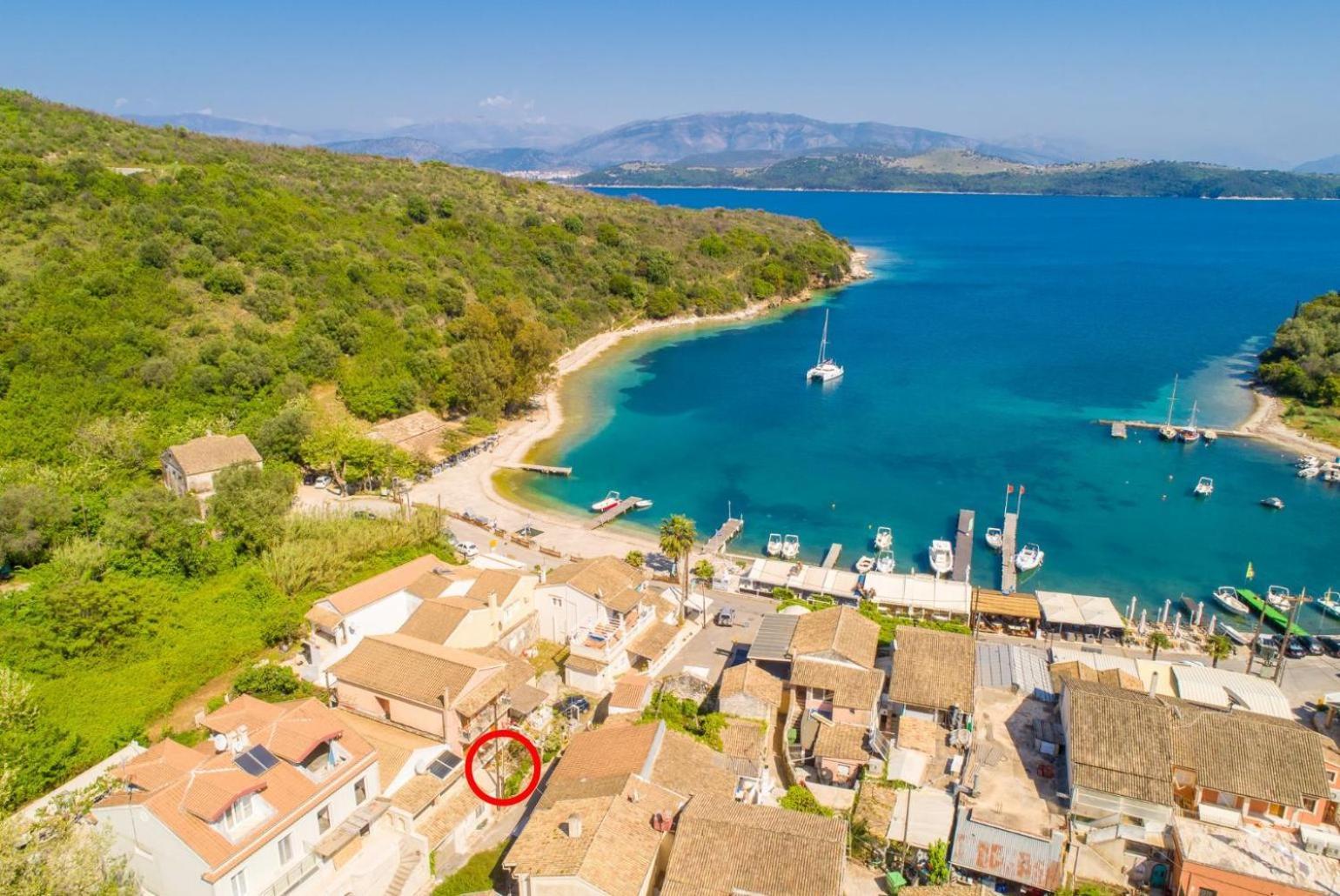 Effie * Agios Stefanos (Thinali)
