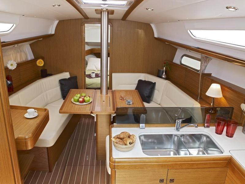 船上ホテル Bed On Boat 36031 Corfu