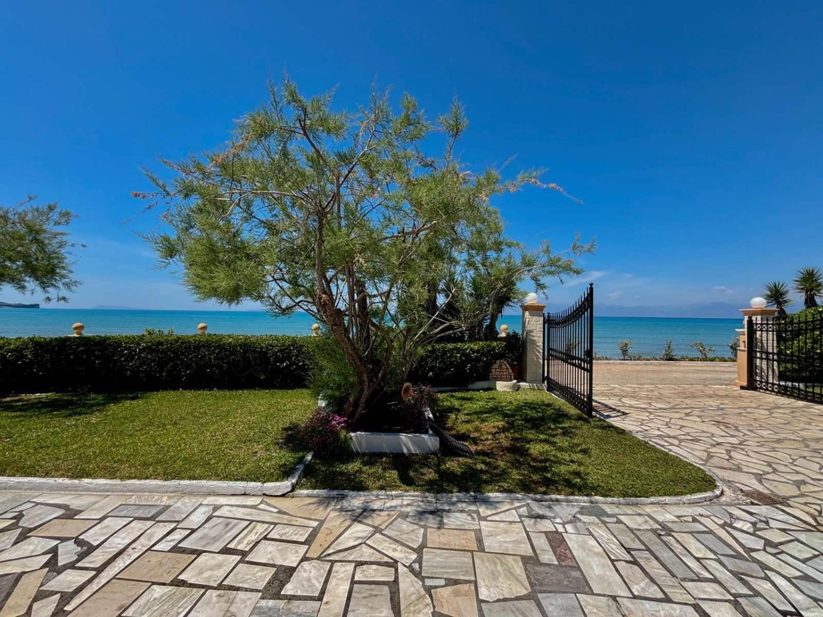 Holiday home Antonia- Acharavi *