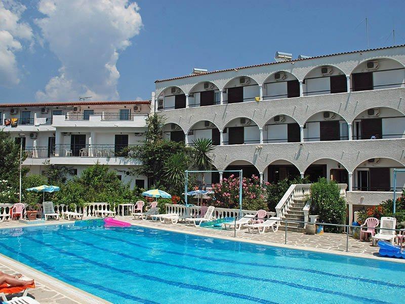 Gikas Appartement *