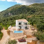 Elli Epavlis Private Pool Starlink Wifi Near Barbati