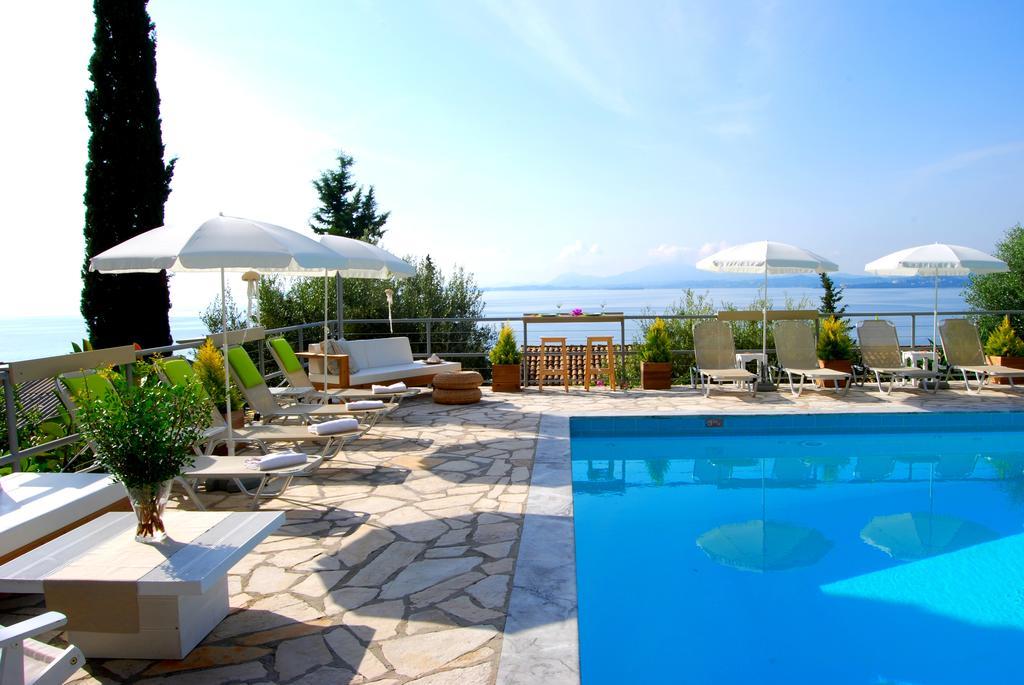 Captain's Apts 2* Barbati