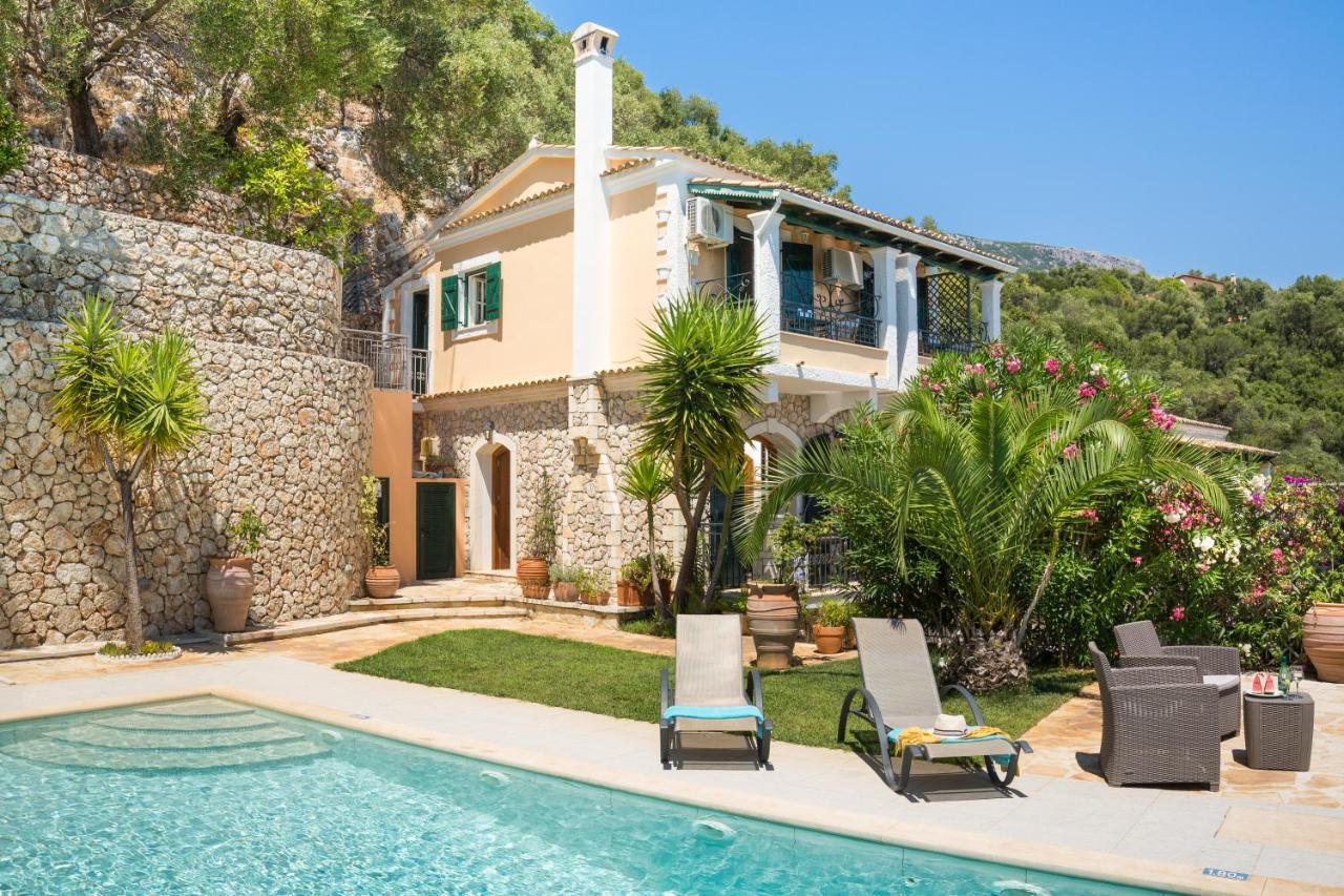 Adriana Sea View Villa *