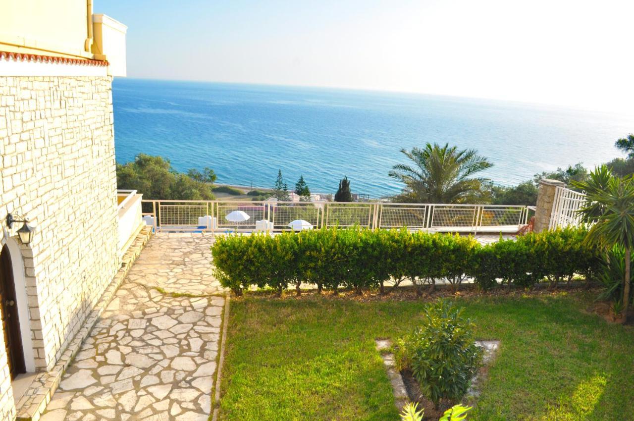 Maria With Pool - Agios Gordios Apartment *