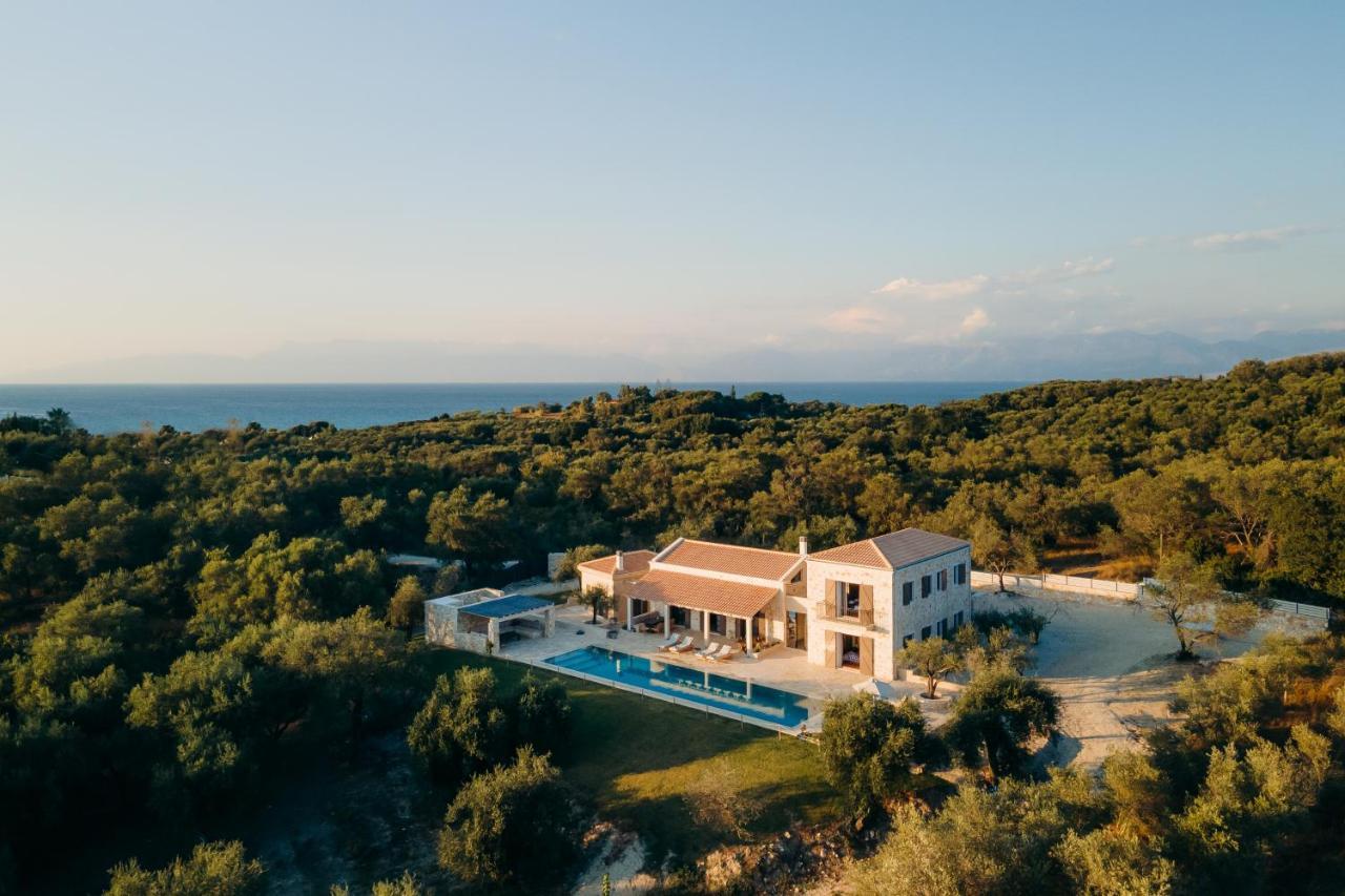 Stone Situated In The Heart Of An Impressive Estate, In One Of The Scenic And Secluded Parts Of Corfu's Northeast Iconic Mediterranean Coastline. Villa *
