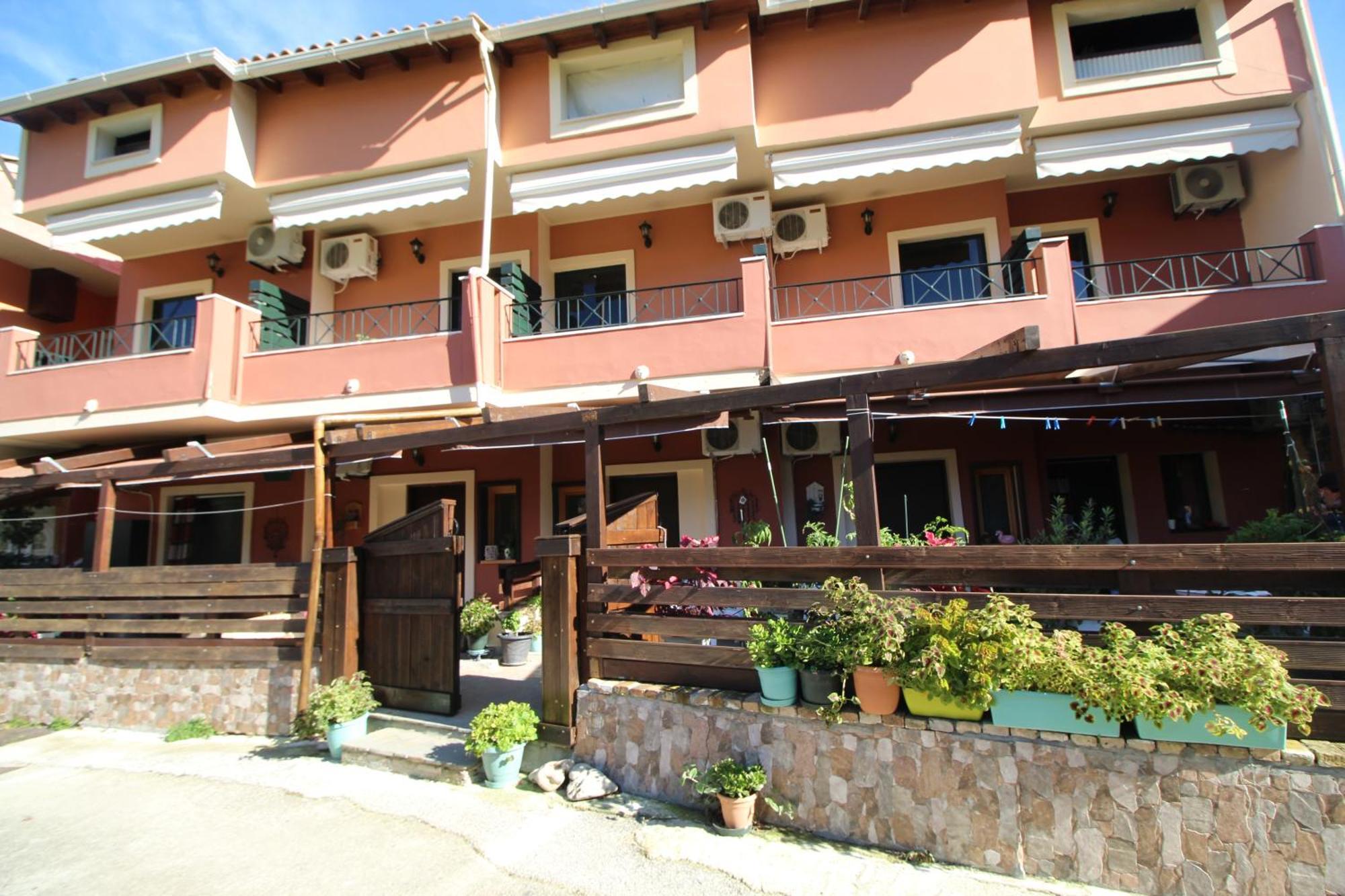 Panos Standard * Benitses (Corfu)