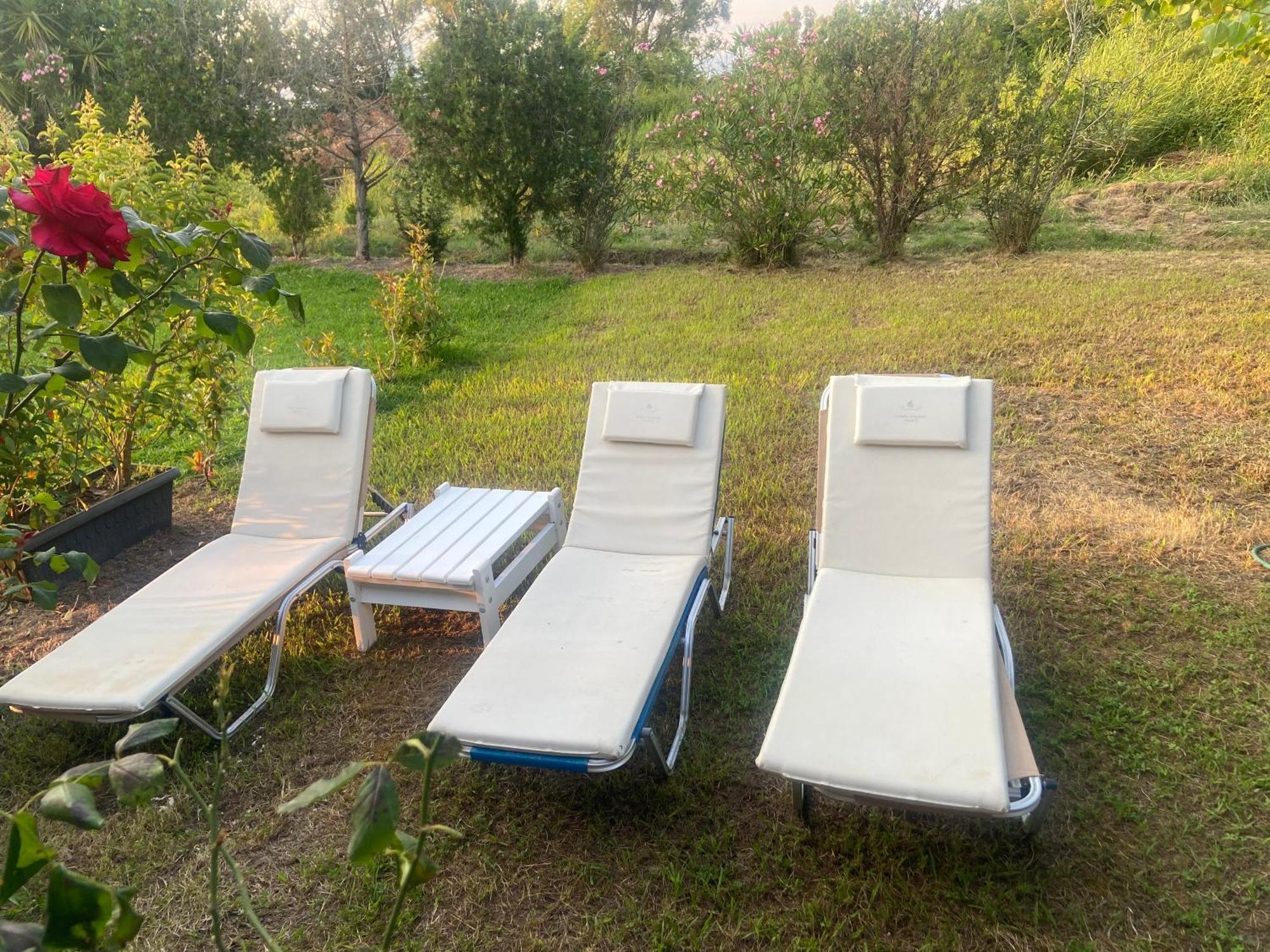 Dionysias House Astrakeri